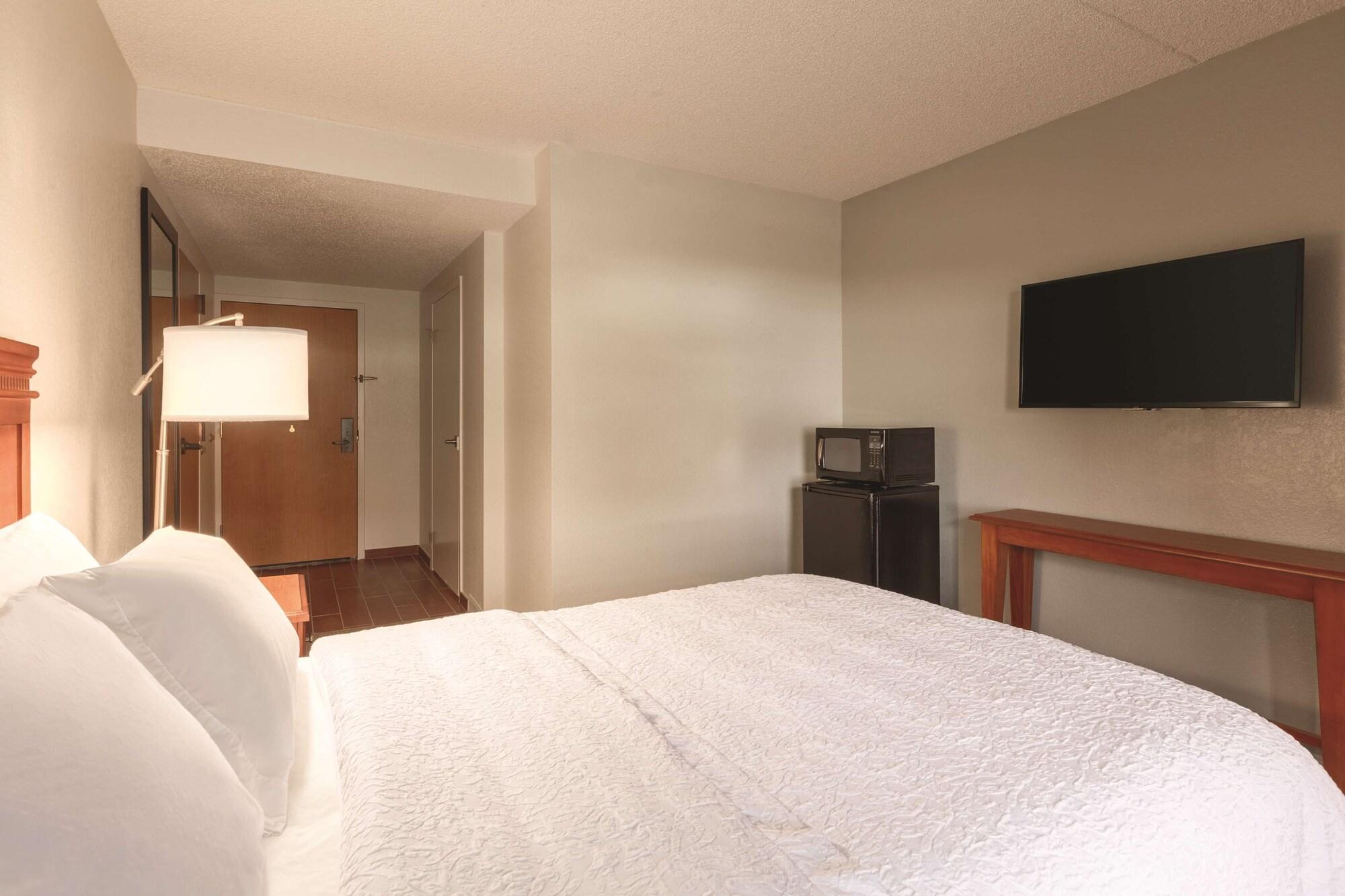 Hampton Inn Des Moines-Airport Zewnętrze zdjęcie