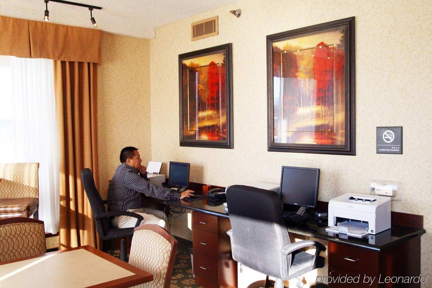 Hampton Inn Des Moines-Airport Udogodnienia zdjęcie